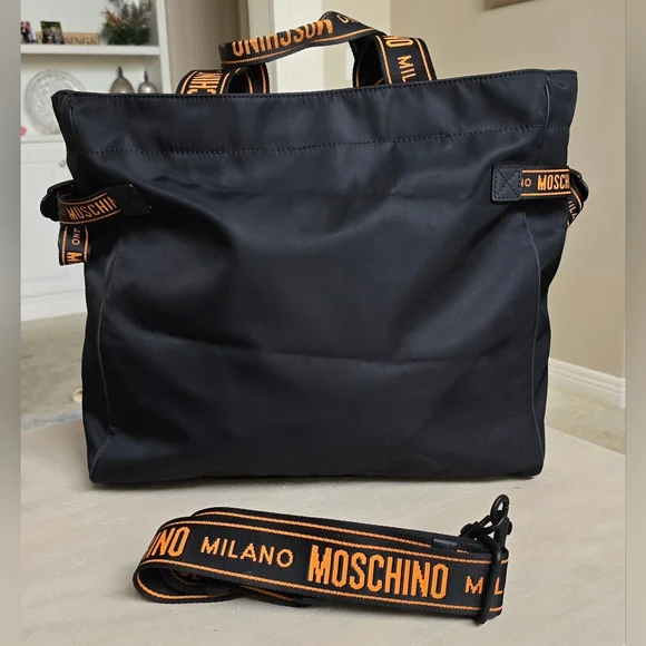 Moschino Logo Weekender Bag - Picture 3 of 15